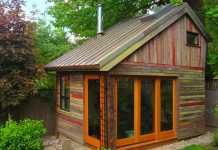 The Backyard House par Megan Lea The Backyard House par Megan Lea