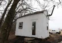 Tiny House Pour 489$ Tiny house pour $489