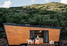 Brian et Joni Buzarde’s House Brian and Joni Buzarde’s house