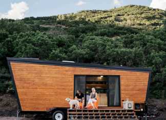 Brian et Joni Buzarde’s House Brian and Joni Buzarde’s house