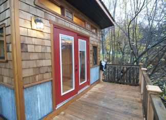 V House V house tiny house