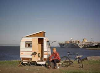 Little Tag Along Little tage alon