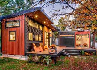Amplified Tiny House Amplified house