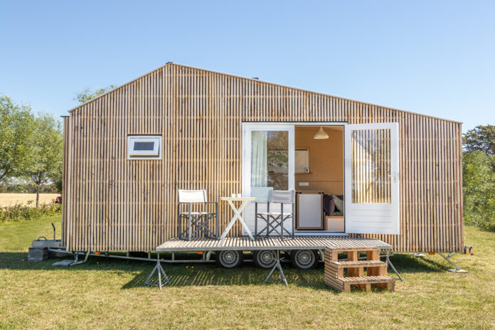 Bardage bois tiny house écologique et autonome