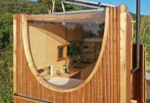 Ursa une tiny house autonome avec un design organique – Plan + Vidéo ursa fenetre ovale