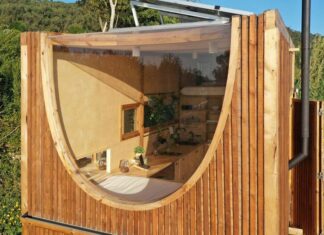 Ursa une tiny house autonome avec un design organique – Plan + Vidéo ursa fenetre ovale