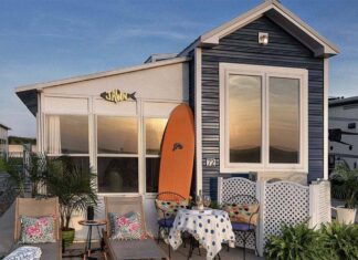 Cette mini maison de 26 m2 peut accueillir 6 personnes Beach Minis